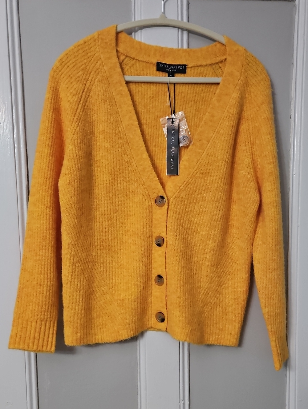 Central Park West Oversize Bright Mustard Button-Up V-Neck Cardigan Sz Xs PTP 20